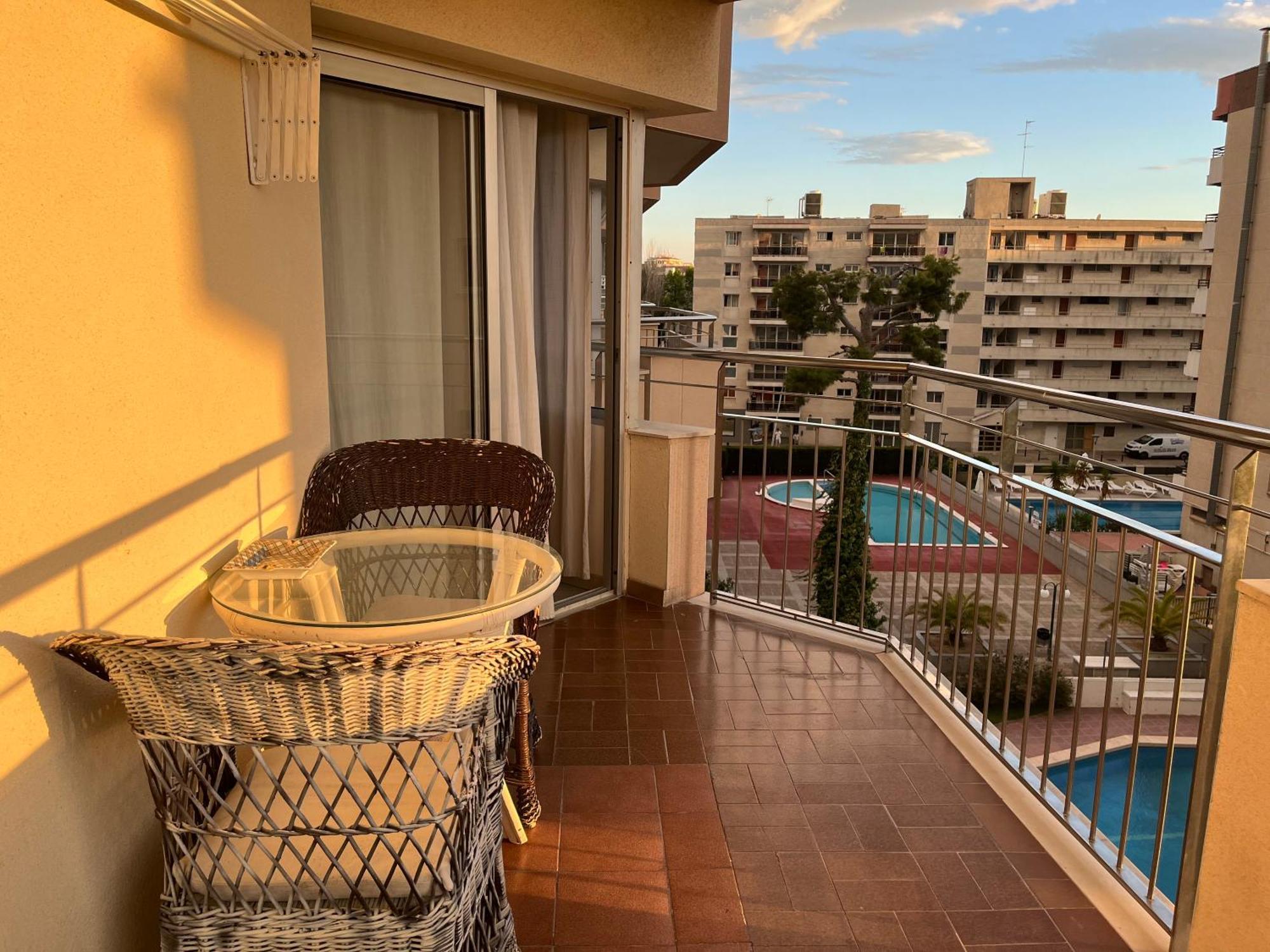 Apartamento En サロウ エクステリア 写真
